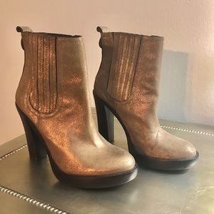 TORY BURCH DISTRESSED METALLIC GOLD PLATFORM